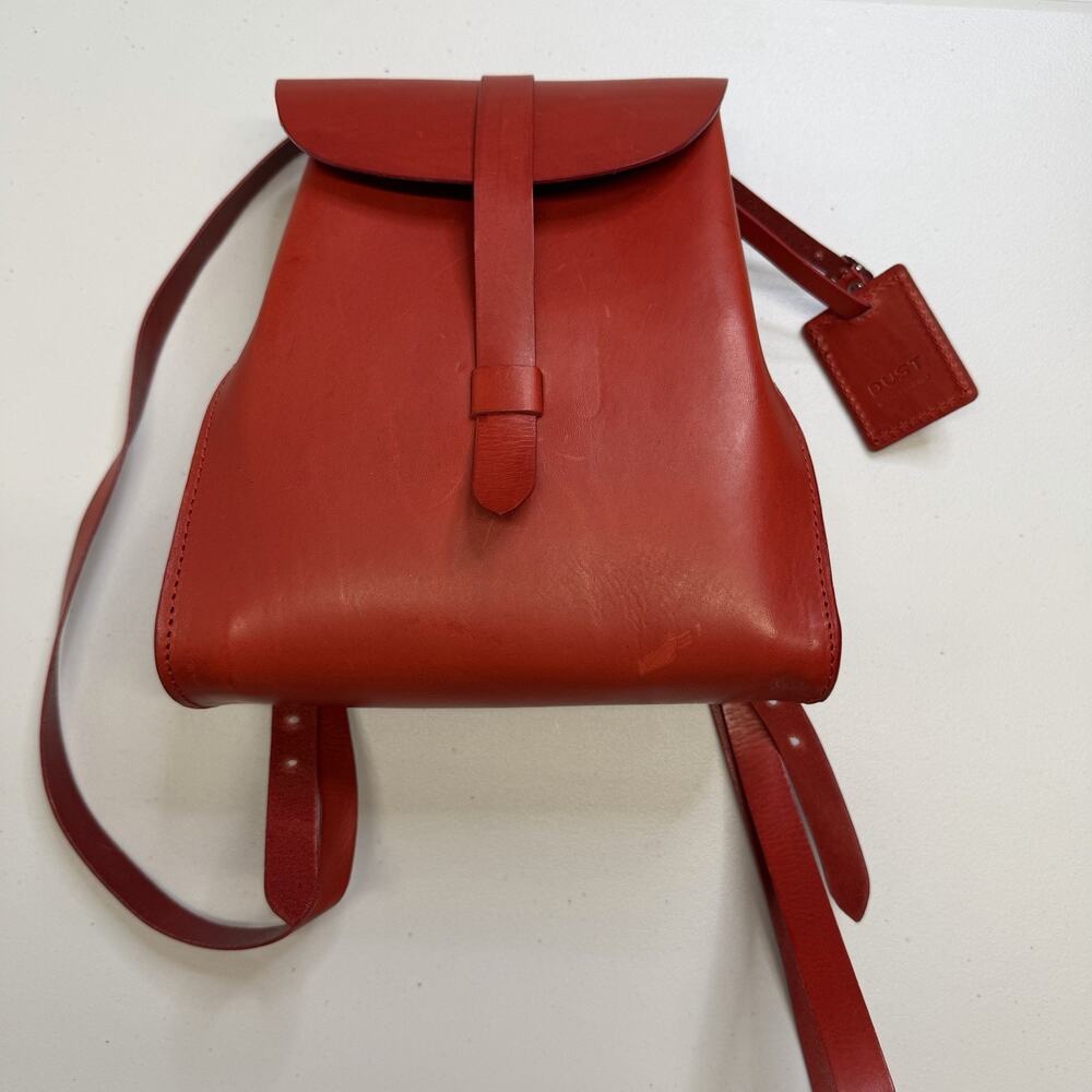 The Dust Company Sole Aged Leather Small Backpack Red Adjustable Italy MSRP 368$ - Picture 1 of 9